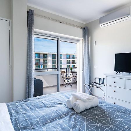 Beachfront Apartment In Armacao Armação de Pêra Eksteriør bilde