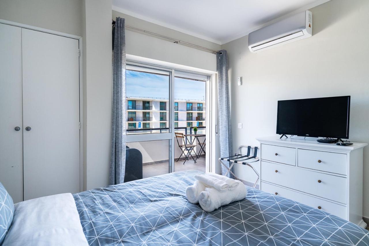 Beachfront Apartment In Armacao Armação de Pêra Eksteriør bilde